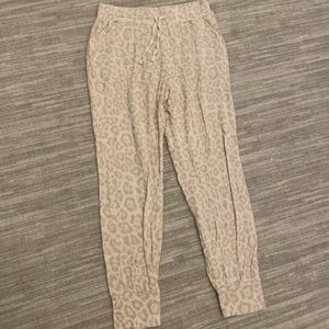 Splendid cheetah print sweatpants